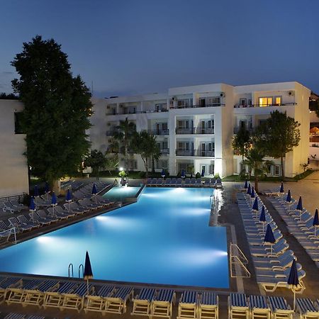 Larissa Beach Club Side Luaran gambar