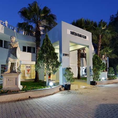 Larissa Beach Club Side Luaran gambar