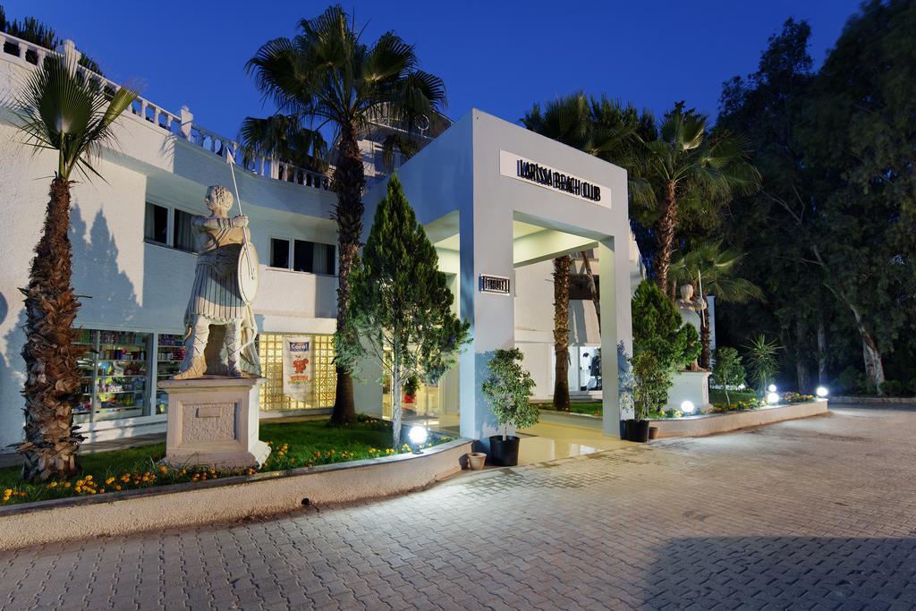 Larissa Beach Club Side Luaran gambar