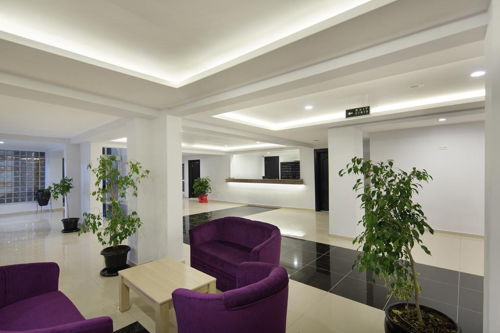 Larissa Beach Club Side Luaran gambar